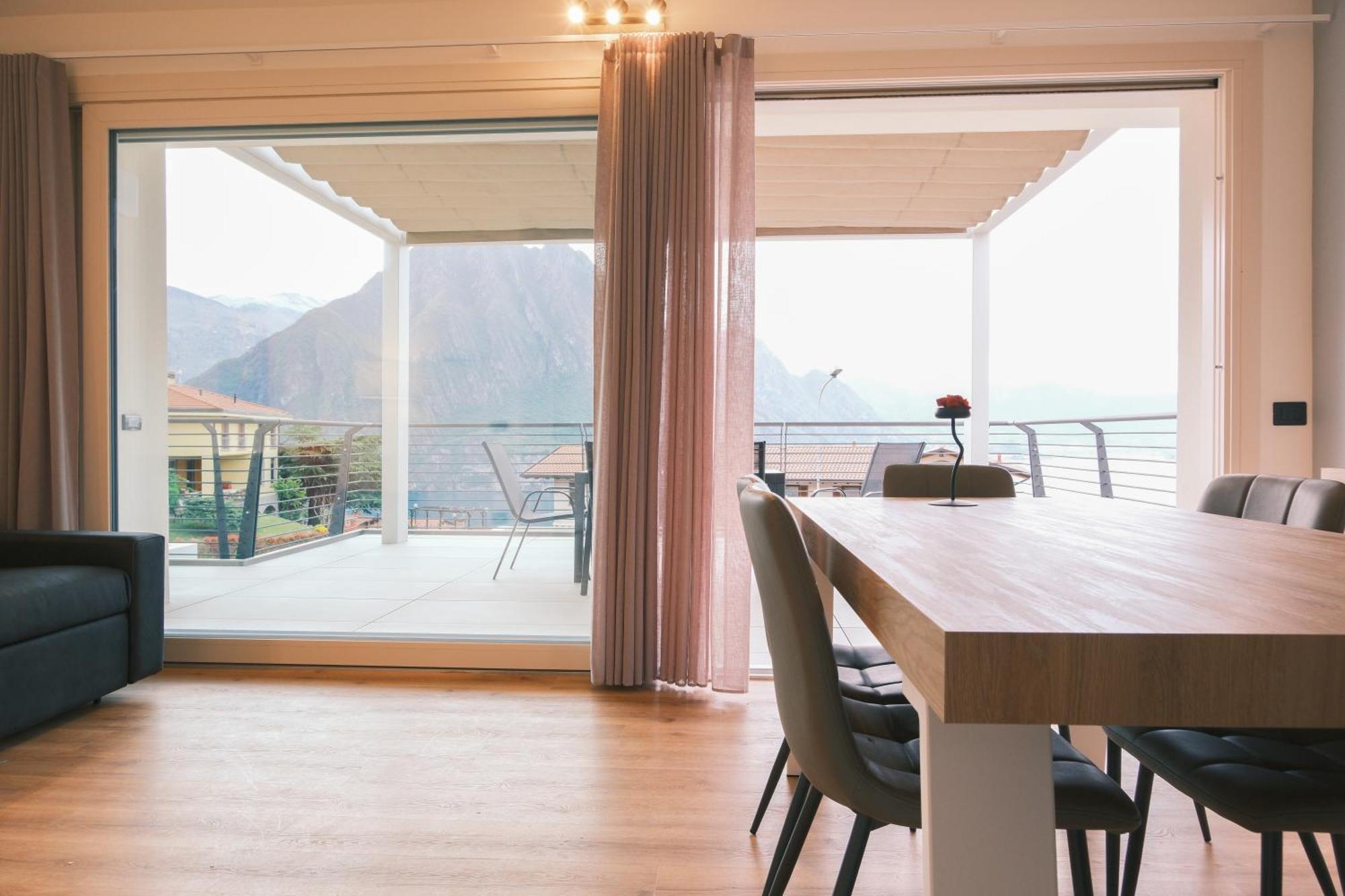 Costa Blu - Terrace Overlooking The Lake & Pool Riva di Solto Exterior foto